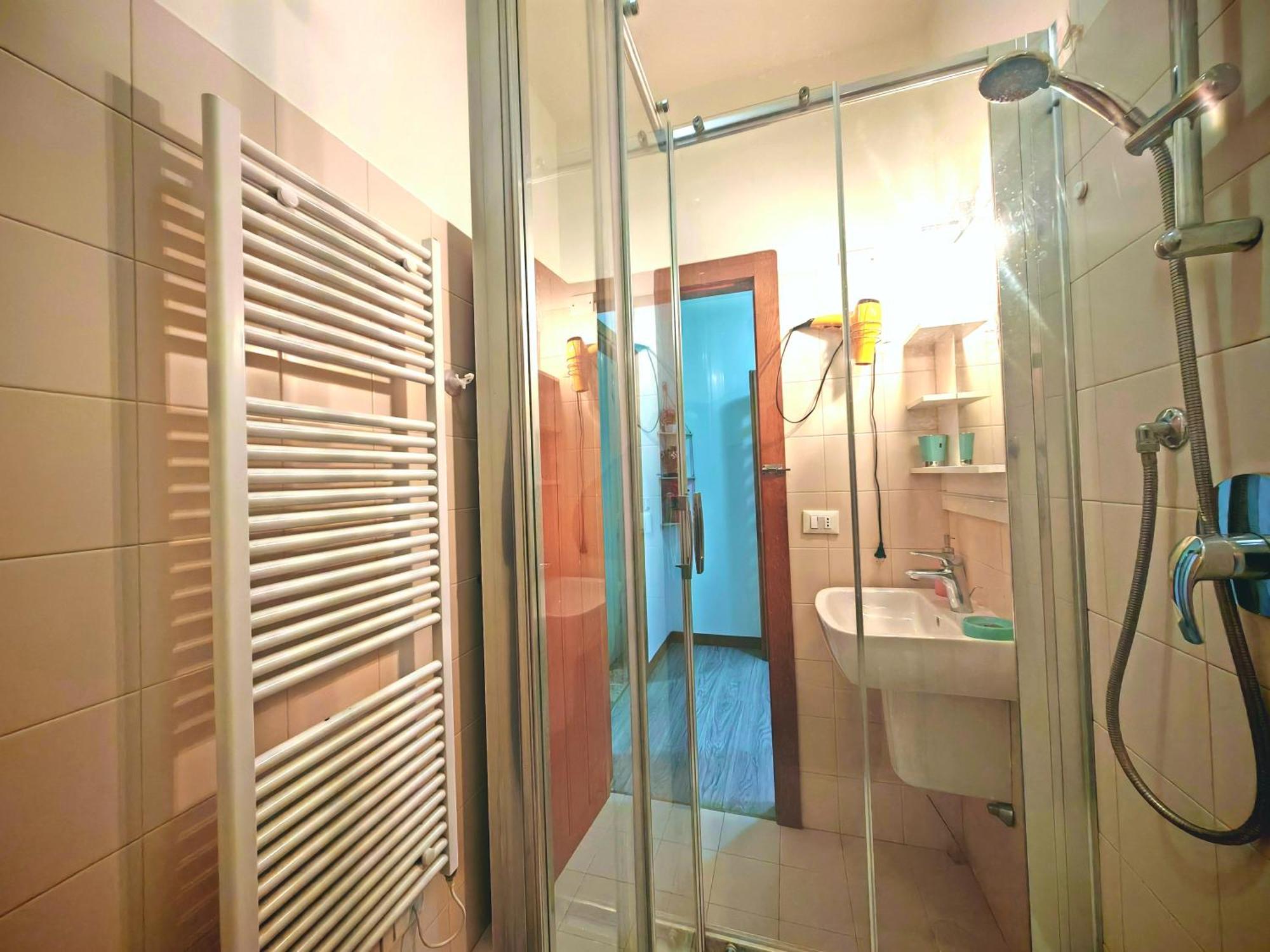 Goldmine Guest House 2 베니스 객실 사진