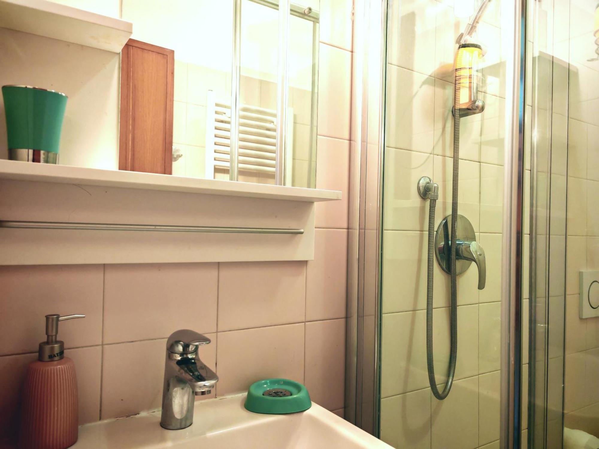Goldmine Guest House 2 베니스 객실 사진