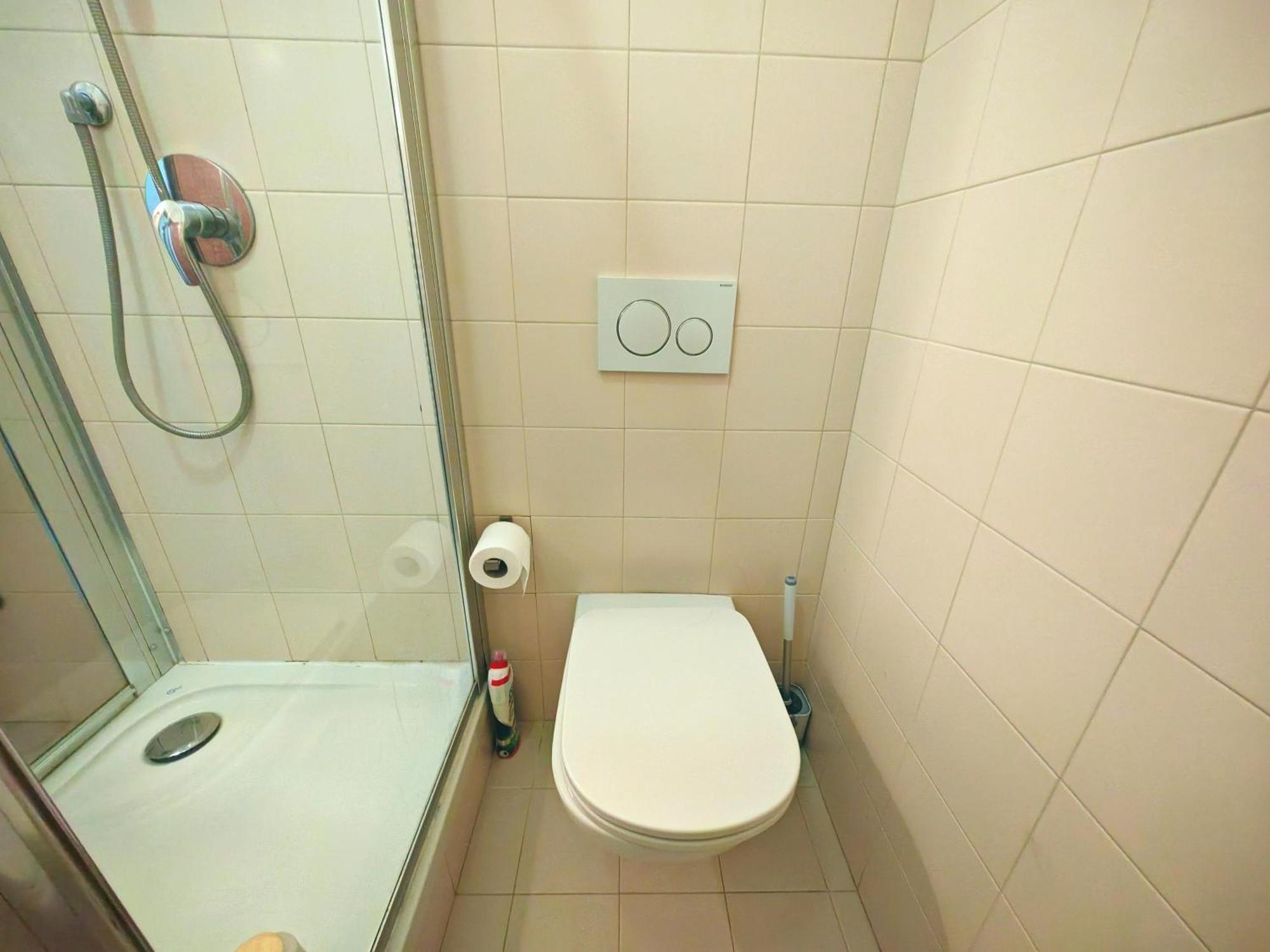 Goldmine Guest House 2 베니스 객실 사진